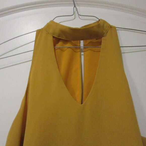 Lulu’s Swing Dress Golden Yellow Shift Dress Halter Keyhole Women's XS - Picture 4 of 8